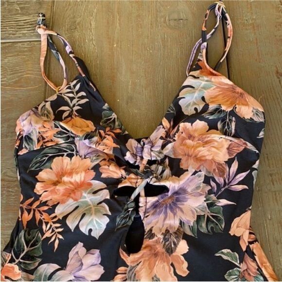 Not available! Anthropologie L Space Topanga Lace Up One Piece Swimsuit 6 - Picture 5 of 8